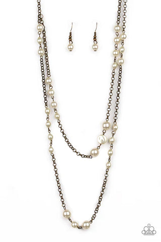 Paparazzi necklace - Pearl Promenade - Brass