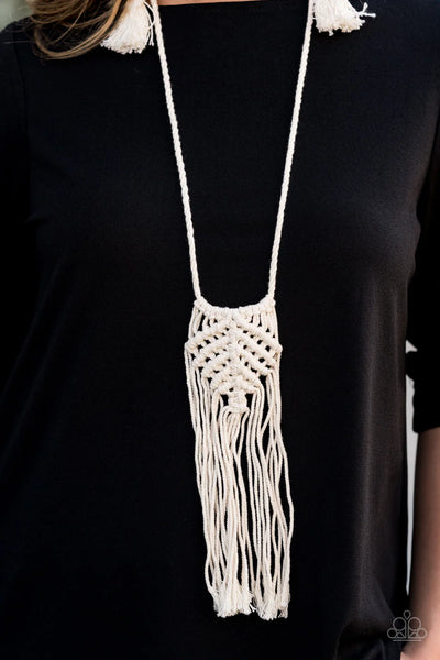 Paparazzi Necklace Macrame Mantra - White